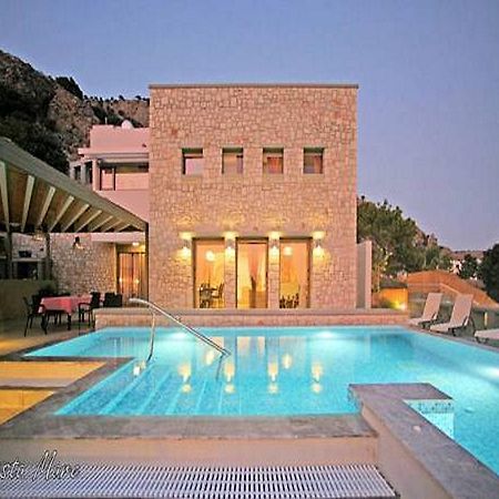 Villa Costamare - Enjoy Lazy Days On The Private Pool-Jacuzzi Pefki  객실 사진
