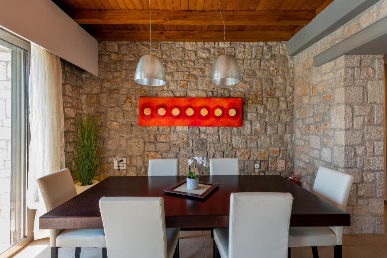 Villa Costamare - Enjoy Lazy Days On The Private Pool-Jacuzzi Pefki  외부 사진