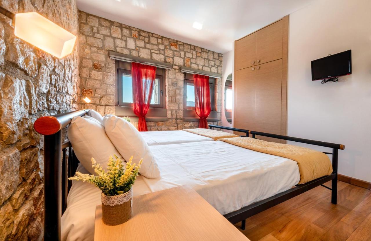 Villa Costamare - Enjoy Lazy Days On The Private Pool-Jacuzzi Pefki  외부 사진