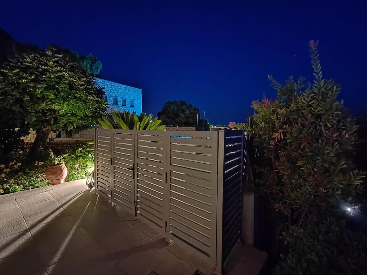 Villa Costamare - Enjoy Lazy Days On The Private Pool-Jacuzzi Pefki  외부 사진